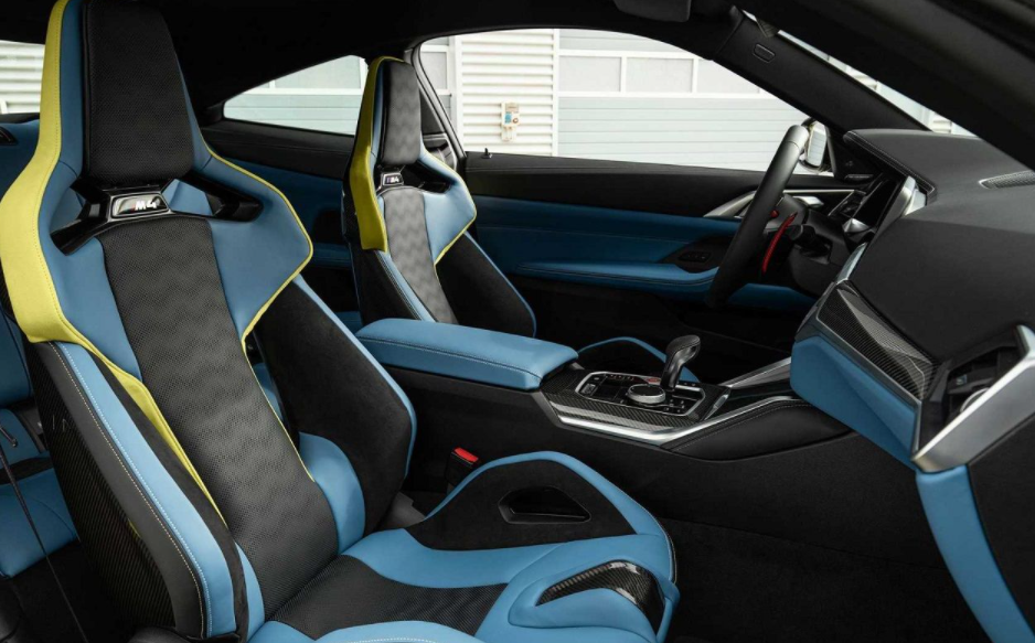 2024 BMW M4 Interior