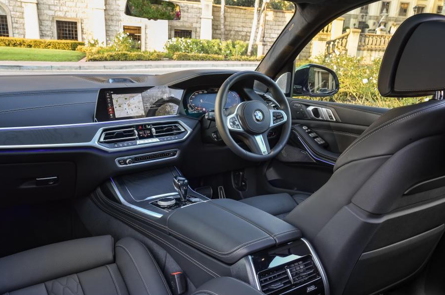 2024 BMW X7 Interior