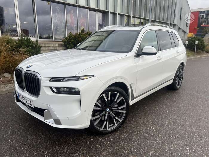 BMW X7 3 0 L Off road Crossover 2024 11 M A29424918