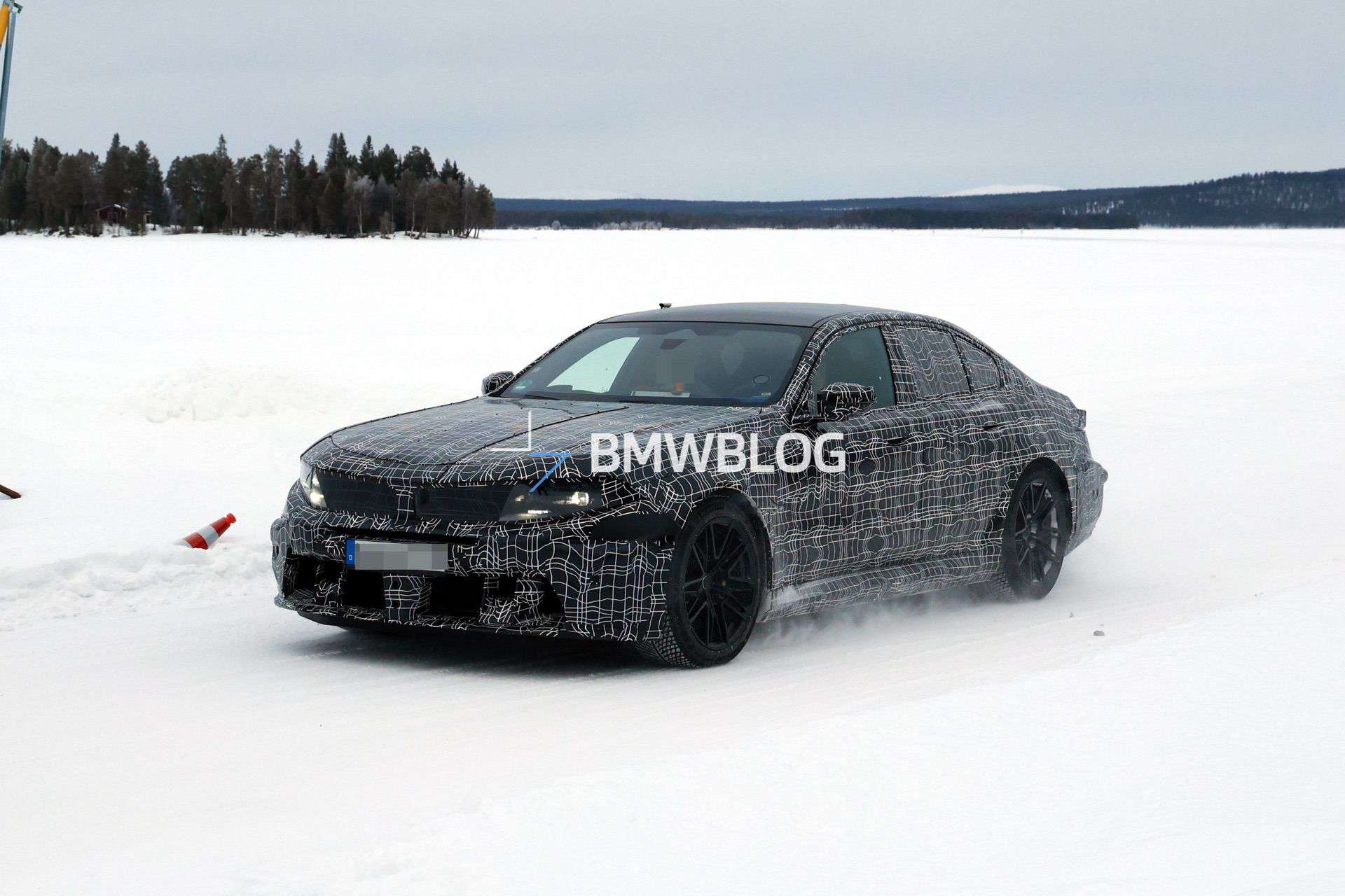 The 2027 BMW M5 Facelift Spotted With Neue Klasse Design